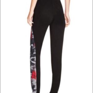Elie Tahari Pants - Elie Tahari Dianna Knit Pants Elie Tahari Pants - Elie Tahari Dianna Knit Pants